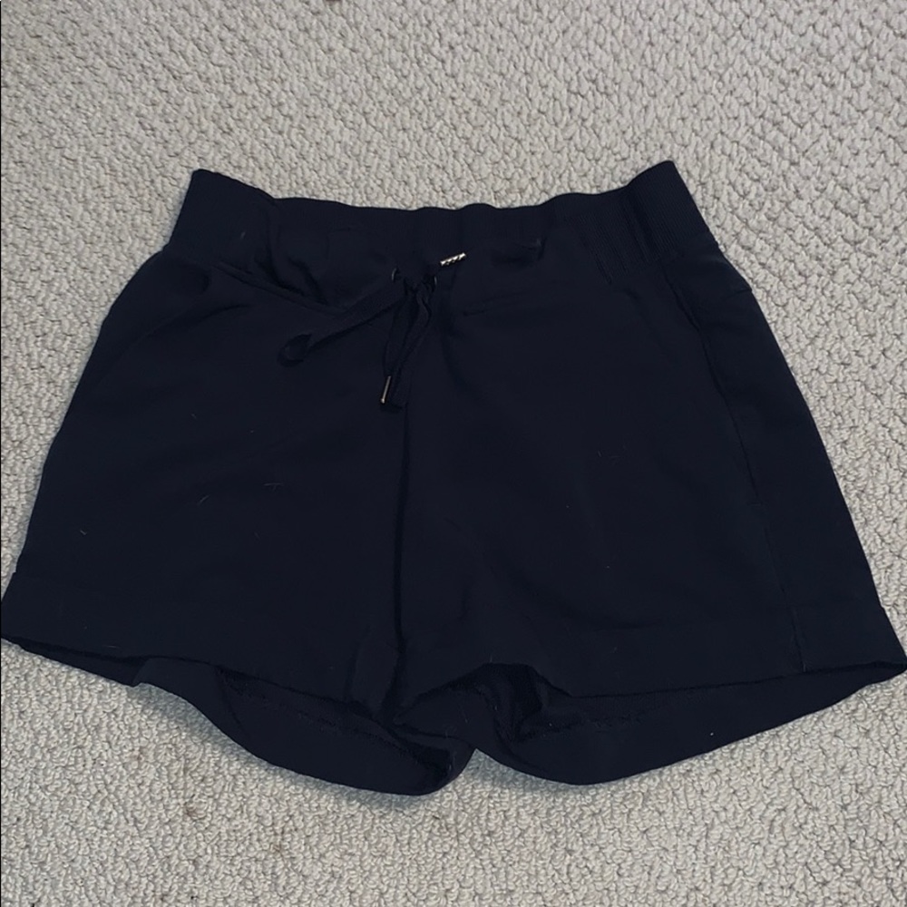 Navy Athleta athletic short